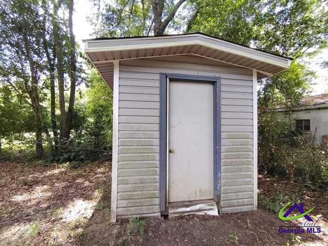 107 Roberts St, Warner Robins, GA 31093 - view of shed