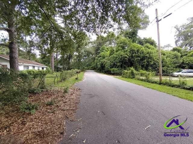 107 Roberts St, Warner Robins, GA 31093 - view of asphalt street
