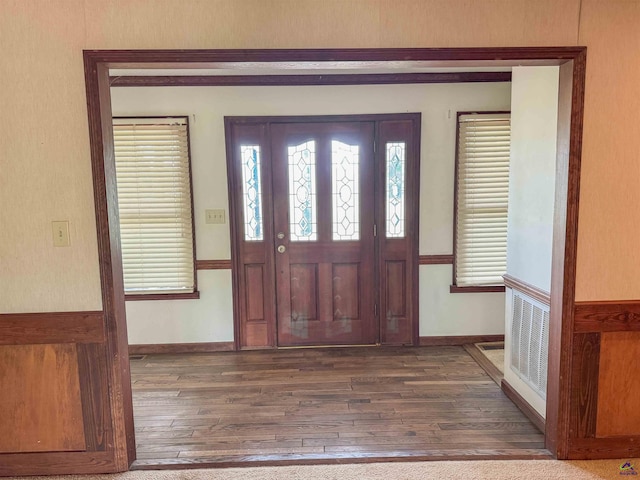 7285 Nowell Rd S, Macon, GA 31216 - entrance foyer with wood finished floors and baseboards