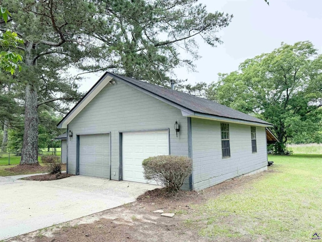 7285 Nowell Rd S, Macon, GA 31216 - view of detached garage