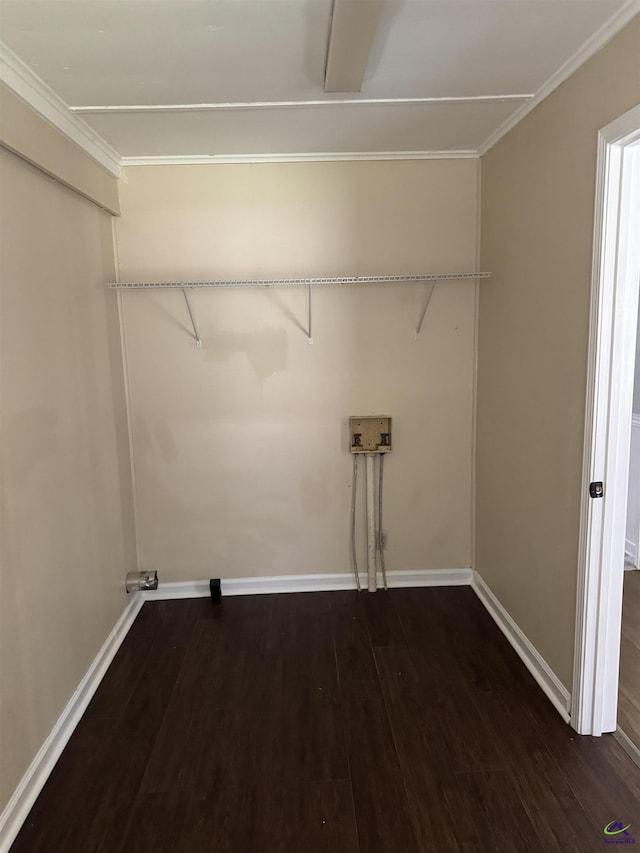 314 Arnold Blvd, Warner Robins, GA 31093 - laundry room with wood finished floors, hookup for a washing machine, and crown molding