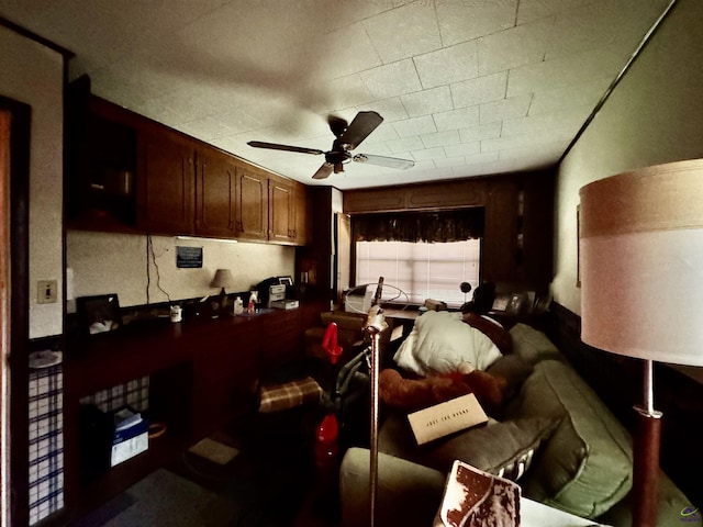 304 Mcwhorter St, Unadilla, GA 31091 - living room featuring a ceiling fan