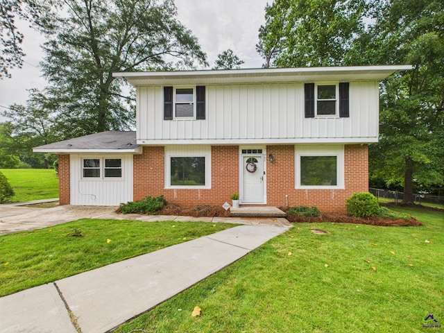 752 S Forest Lake Dr, Macon, GA 31210 - colonial inspired home with brick siding and board and batten siding