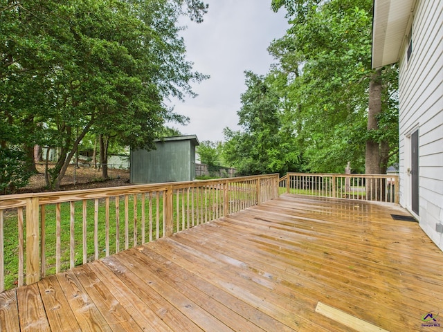 752 S Forest Lake Dr, Macon, GA 31210 - deck with a storage shed