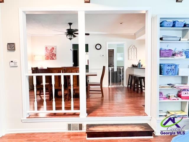 234 Briarcliff Rd, Warner Robins, GA 31088 - property entrance with ceiling fan