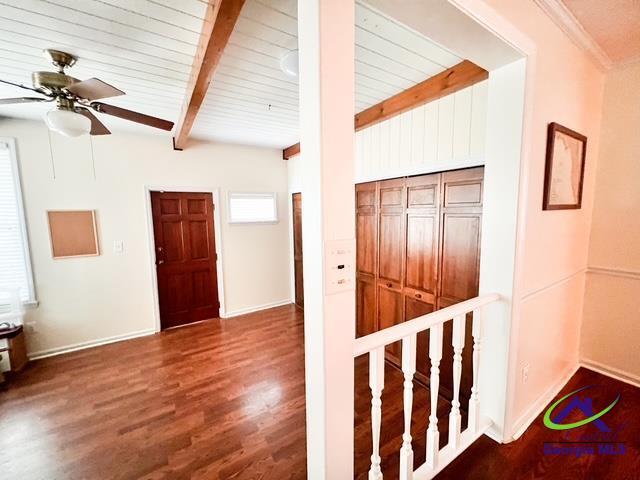 234 Briarcliff Rd, Warner Robins, GA 31088 - hallway featuring wood finished floors and baseboards