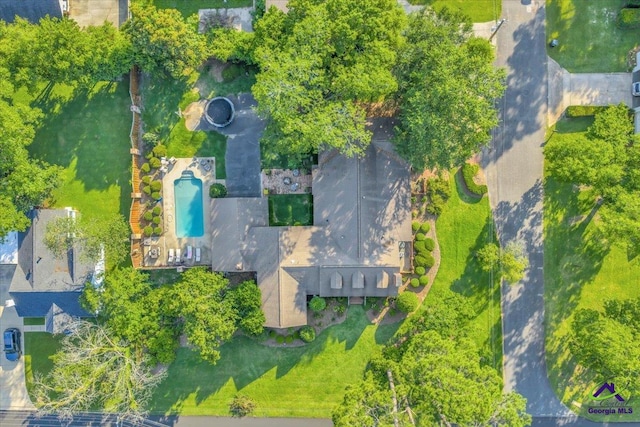 709 Evergreen St, Perry, GA 31069 - drone / aerial view of a pool