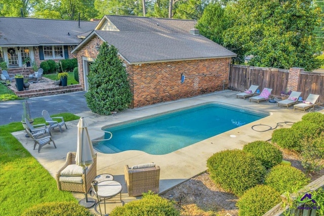 709 Evergreen St, Perry, GA 31069 - view of pool with a patio area