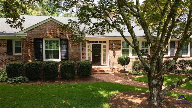 458 Pierce Ave, Macon, GA 31204 - single story home with brick siding and a front lawn