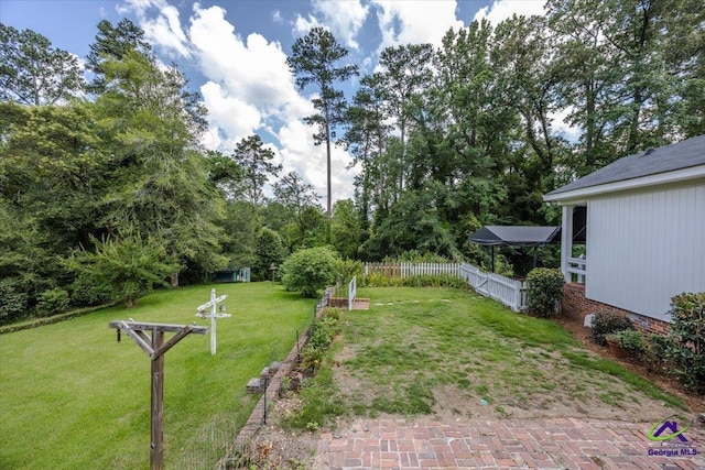458 Pierce Ave, Macon, GA 31204 - view of yard