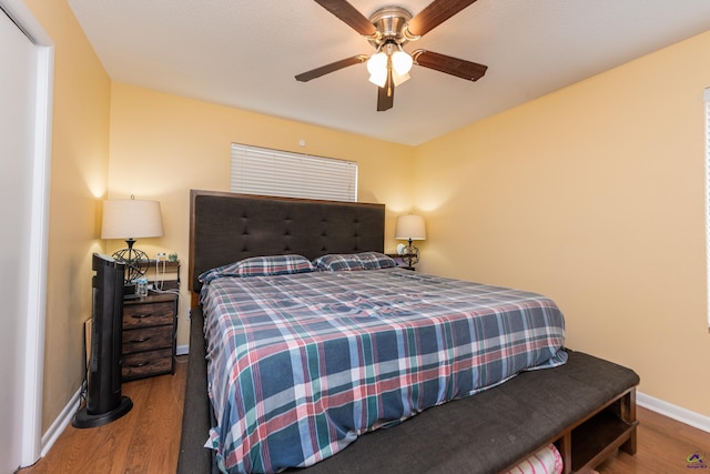 113 Stoneridge Dr, Warner Robins, GA 31088 - bedroom with wood finished floors and a ceiling fan