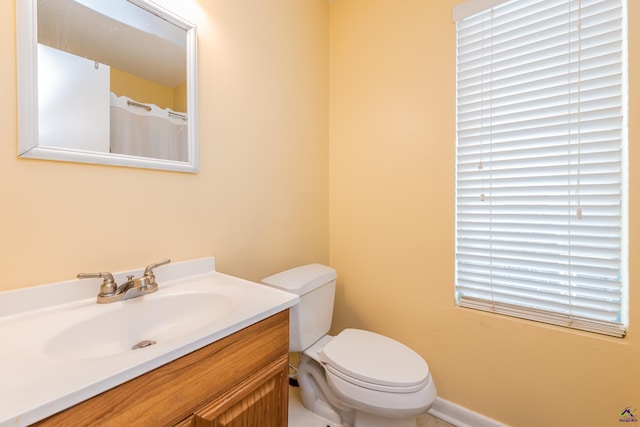 113 Stoneridge Dr, Warner Robins, GA 31088 - full bath with vanity and toilet