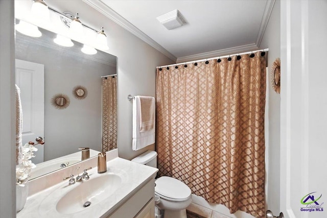 612 Remington Dr, Macon, GA 31210 - full bathroom featuring vanity, crown molding, and shower / bath combination with curtain