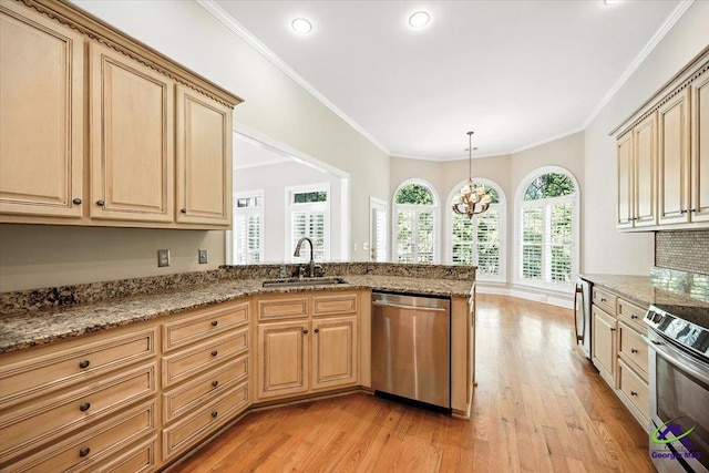 208 W Troon, Macon, GA 31210 - kitchen featuring appliances with stainless steel finishes, light wood-style floors, a peninsula, light stone counters, and crown molding