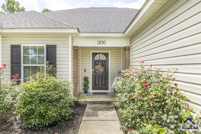 306 Gibson Cir, Kathleen, GA 31047 - property entrance with roof with shingles