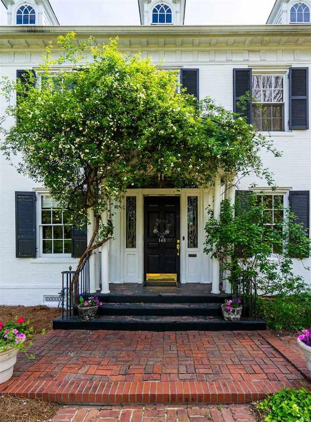 view of entrance to property