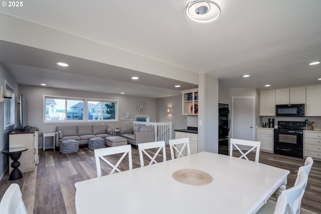 2131 Beach Loop Dr, Bandon, OR 97411 - dining area featuring recessed lighting and dark wood-style floors