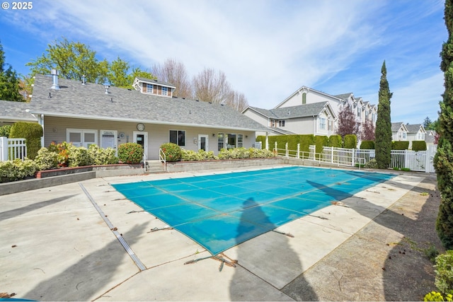 1705 SE 111th Ct, Vancouver, WA 98664 - pool with fence and a patio