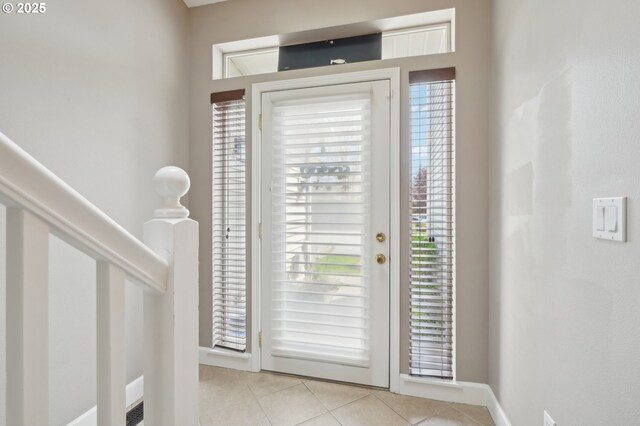 1705 SE 111th Ct, Vancouver, WA 98664 - tiled foyer entrance featuring baseboards