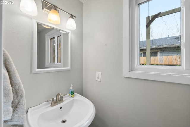 3712 NE 60th Ave, Vancouver, WA 98661 - bathroom with a sink