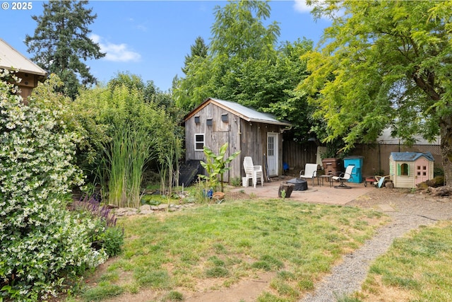 3712 NE 60th Ave, Vancouver, WA 98661 - view of yard featuring a storage shed and a patio area