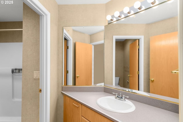 2731 SW 28th Dr, Portland, OR 97219 - bathroom with vanity and toilet
