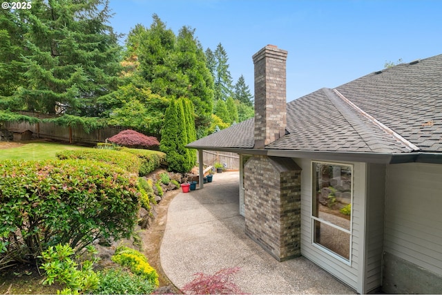 2731 SW 28th Dr, Portland, OR 97219 - view of patio / terrace