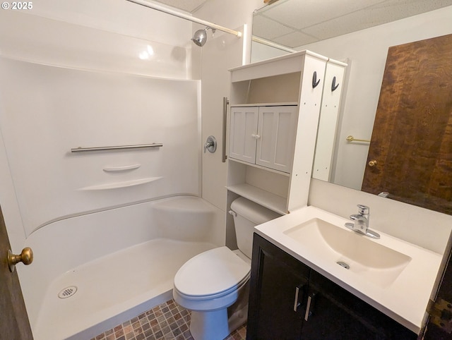 full bath with a shower, toilet, and vanity