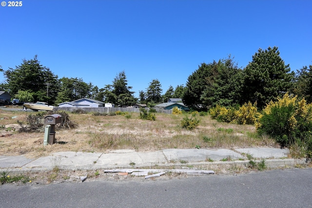 726 Edwards Ave, Coos Bay, OR 97420