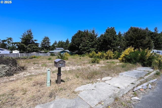 726 Edwards Ave, Coos Bay, OR 97420