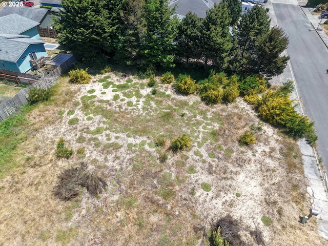 726 Edwards Ave, Coos Bay, OR 97420