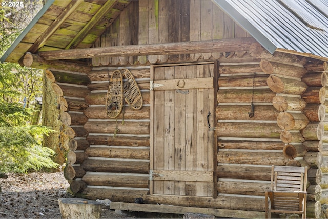 view of outbuilding