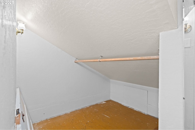 322 W C St, Rainier, OR 97048 - walk in closet featuring lofted ceiling