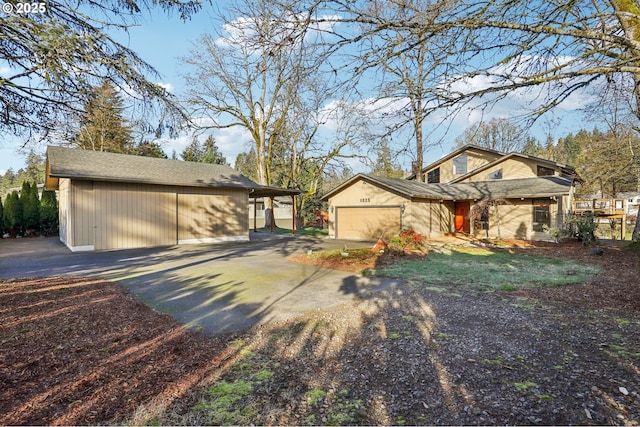 view of front of house with a garage