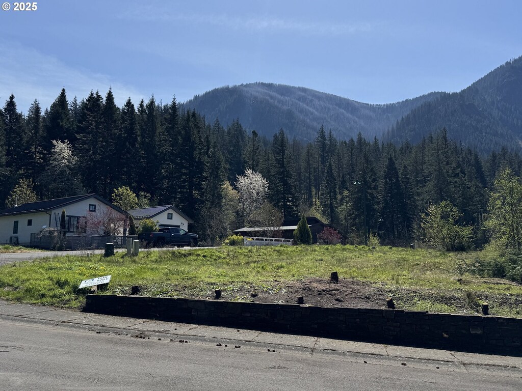 903 SW Spelling Pl Unit 21, Cascade Locks, OR 97014