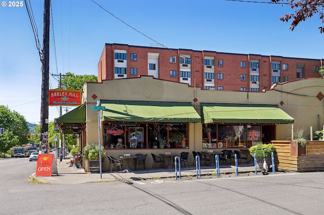1529 SE Hawthorne Blvd Unit 2, Portland, OR 97214 - view of property