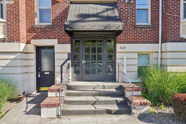 1529 SE Hawthorne Blvd Unit 2, Portland, OR 97214 - doorway to property featuring french doors and brick siding