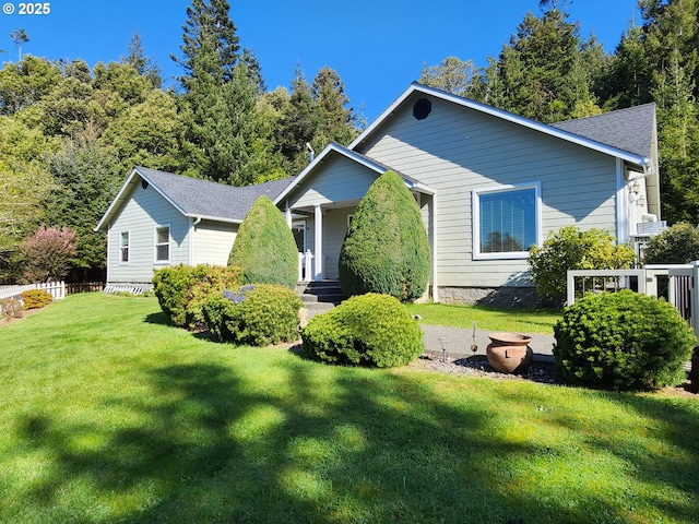 94342 Gauntlett St, Gold Beach, OR 97444 - view of front of property featuring a front yard