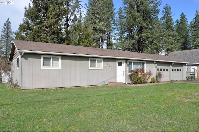 25821 Jeans Rd, Veneta, OR 97487 - ranch-style home featuring a garage, aphalt driveway, and a front lawn