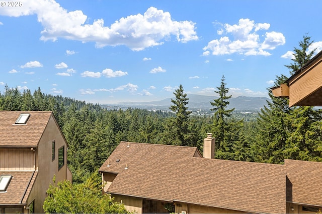 607 Montara Way, Eugene, OR 97405 - mountain view with a heavily wooded area