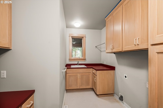 2405 Blacktail Dr, Eugene, OR 97405 - laundry area featuring electric dryer hookup, cabinet space, and baseboards