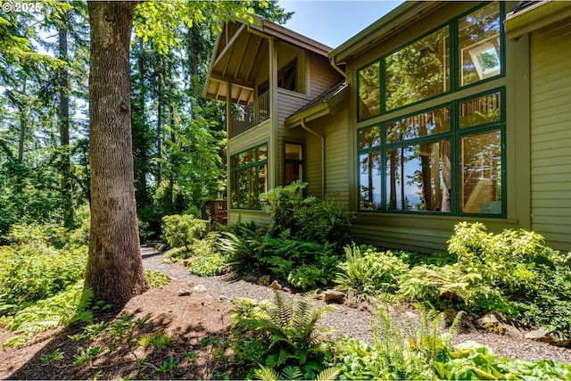 2405 Blacktail Dr, Eugene, OR 97405 - view of side of home