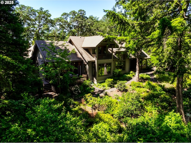 2405 Blacktail Dr, Eugene, OR 97405 - view of front of house featuring a deck
