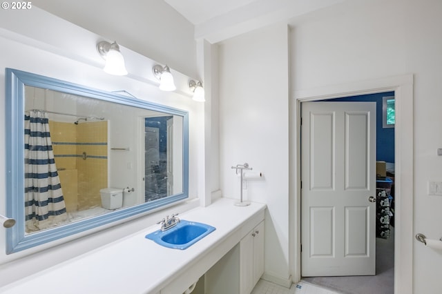 895 Pine Forest Dr, Eugene, OR 97405 - bathroom with a sink, curtained shower, toilet, and tile patterned flooring