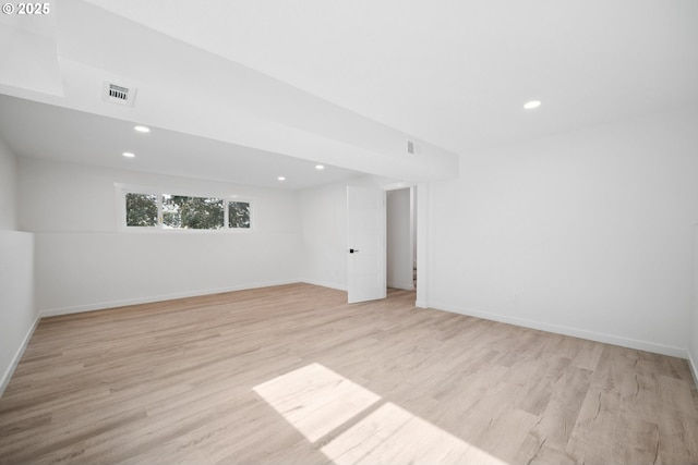 3250 SW Binford Lake Pkwy, Gresham, OR 97080 - empty room featuring light wood-type flooring and recessed lighting