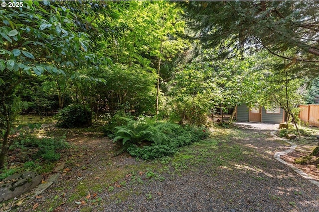 9150 SW Salmon St, Portland, OR 97225 - view of yard featuring an outbuilding