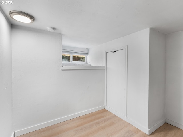 unfurnished room featuring light hardwood / wood-style flooring