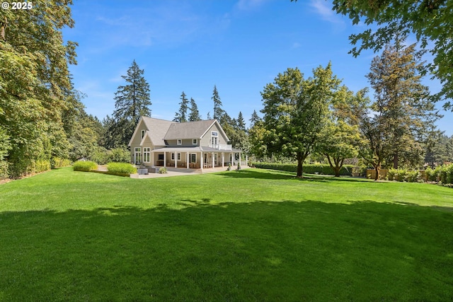 exterior space featuring a yard