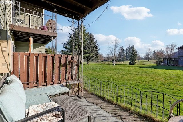 view of yard with outdoor lounge area