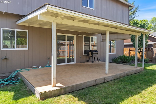 227 Hauser Ct, Molalla, OR 97038 - back of property featuring a deck